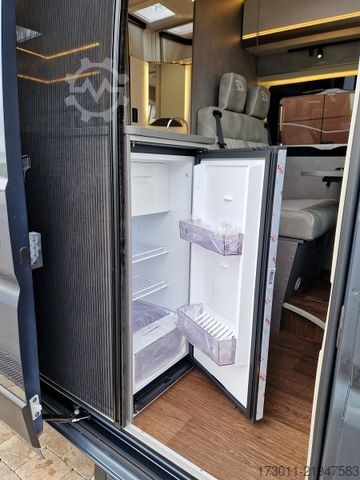 Autocamper PÖSSL Summit Shine 600L  180PS Automat Markise Solar