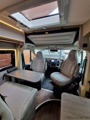 Autocamper PÖSSL Summit Shine 600L  180PS Automat Markise Solar