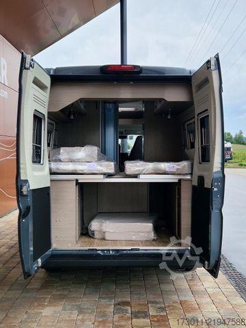 Autocamper PÖSSL Roadcruiser Fiat Automat 180PS Dieselheizung