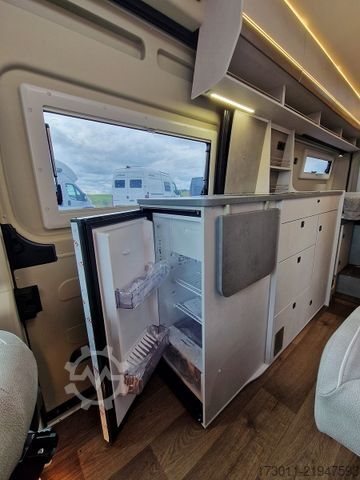 Autocamper PÖSSL Summit Shine 640 Automat Premium
