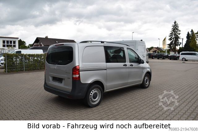 Minibus MERCEDES-BENZ Vito Mixto 114 CDI 4x4 kompakt Autom. 2 x Schieb