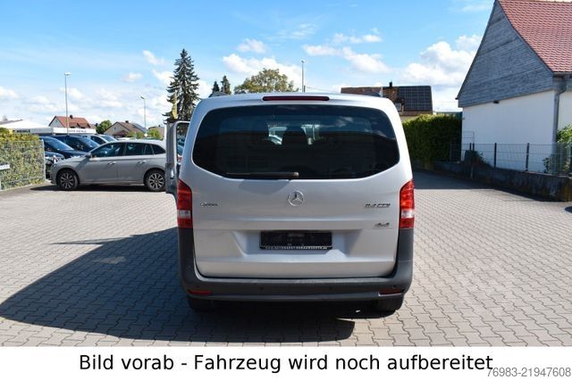 Minibus MERCEDES-BENZ Vito Mixto 114 CDI 4x4 kompakt Autom. 2 x Schieb