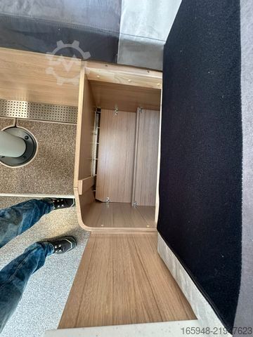 Alkovhusbil PHOENIX Midi Alkoven 6600 RSL*Fahrsicherheitspaket**