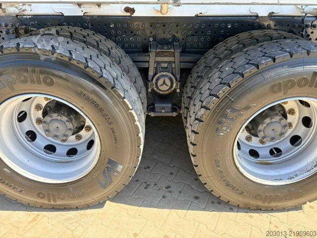 Caminhão betoneira MERCEDES-BENZ AROCS 3740 8x4 Betonmischer EUROMIX 10 m³