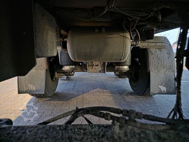 Chladírenský návěs SCHMITZ CARGOBULL City Tiefkühler, 2. Achs drehbar, 3 to Ladebordw