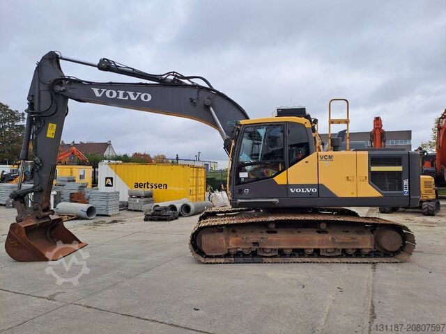 Raupenbagger Volvo EC 220 EL (New Undercarriage)