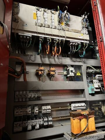 CNC обработващ център - универсален FPT Dino