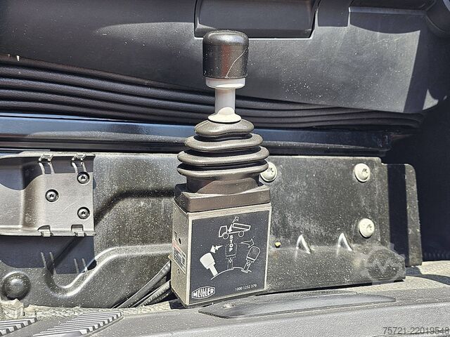 Standard-SZM MERCEDES-BENZ ACTROS 1845 LS 4X4 HAD PTO+HYDR RET