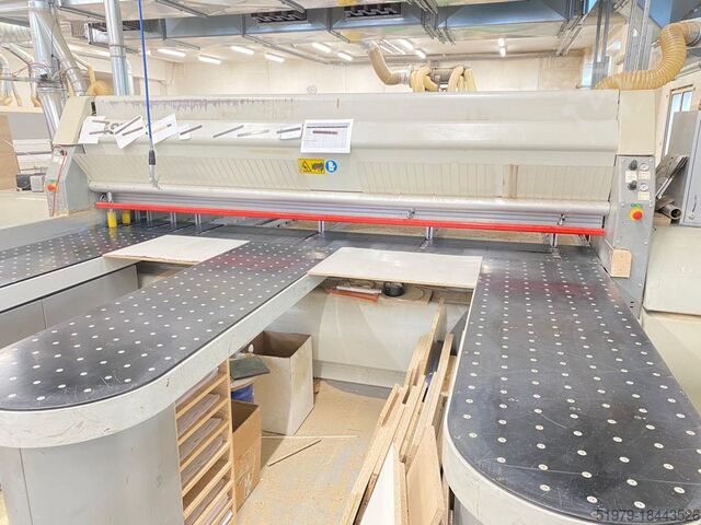 Píla na určovanie veľkosti panelov BIESSE Selco EB100