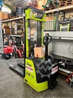 Manual stacker Pramac LX 14/45