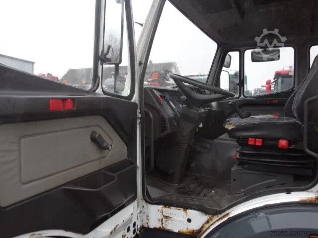 탱커 Mercedes-Benz SK 1722 FUELTANKTRUCK 13750 L STEELSPRINGS
