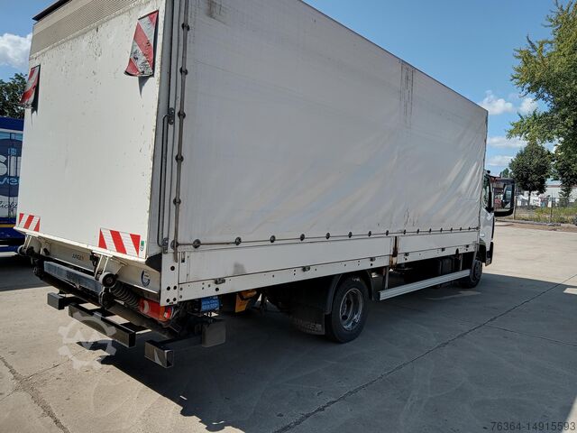 Камион с кашони Renault D Tail Lift 177 PS