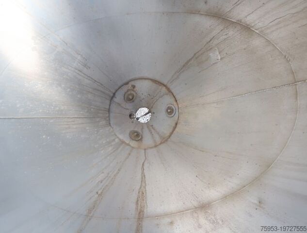 Siloauflieger Spitzer SF 2755/4P 6 Kammern 55m³ liegend Silo Liftachse