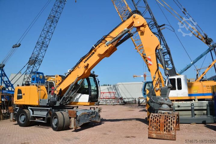 Maskin för materialhantering Liebherr LH 22 M