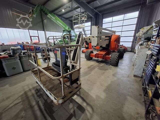 Piattaforma di lavoro telescopica articolata JLG 450AJ SII