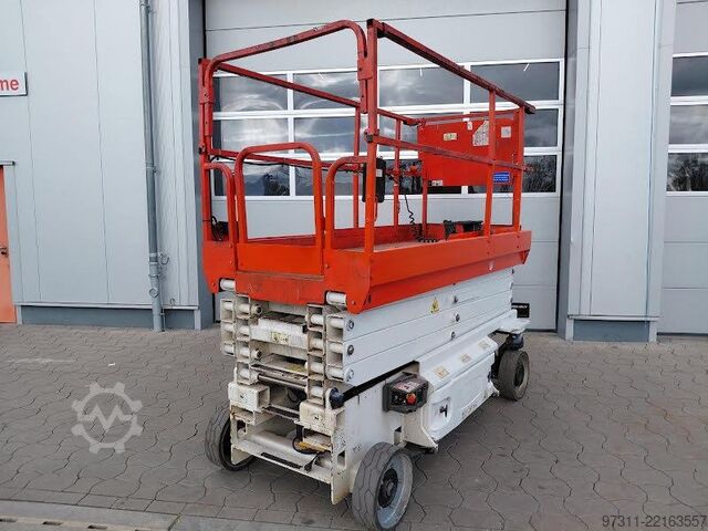 Ascensore a forbice JLG 2646ES