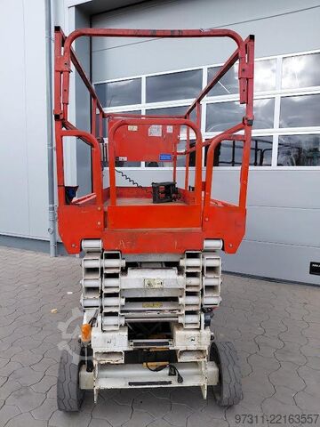Ascensore a forbice JLG 2646ES