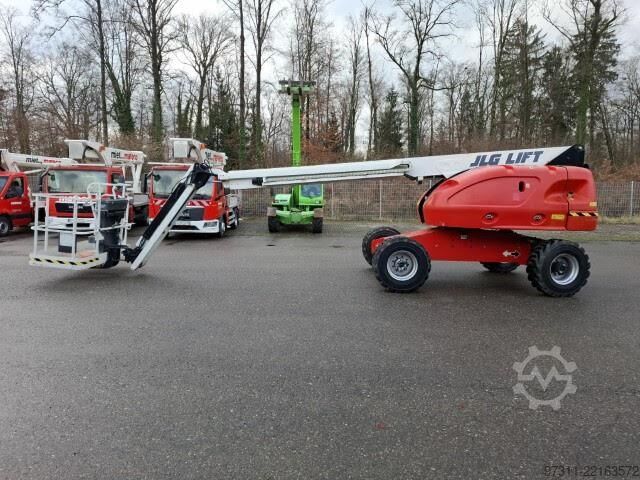Piattaforma telescopica JLG 460SJ