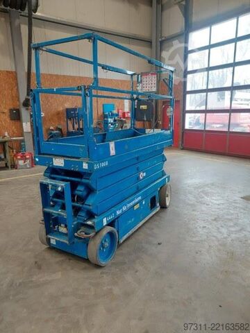 Ascensore a forbice SkyJack SJIII 3226