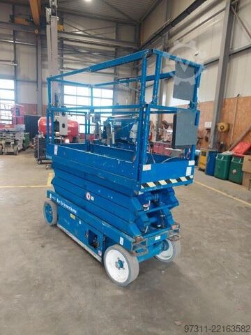 Ascensore a forbice SkyJack SJIII 3226