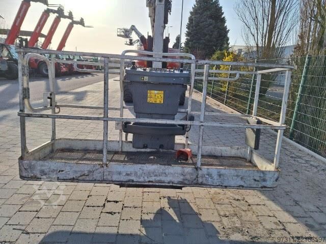 Piattaforma di lavoro telescopica articolata JLG 1250AJP