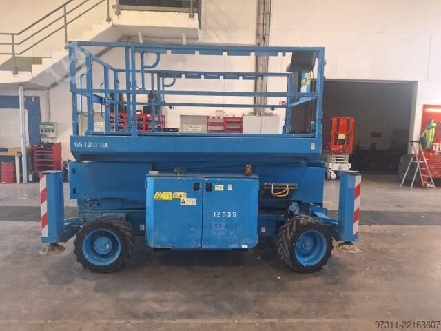 Ascensore a forbice Genie GS-3369 RT OR