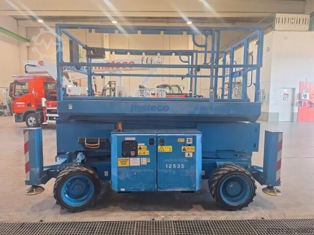 Ascensore a forbice Genie GS-3369 RT OR