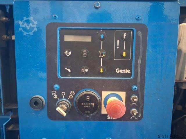 Ascensore a forbice Genie GS-3369 RT OR