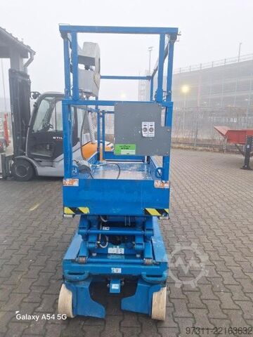 Ascensore a forbice SkyJack SJIII 3219