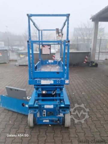 Ascensore a forbice SkyJack SJIII 3219