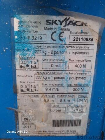 Ascensore a forbice SkyJack SJIII 3219