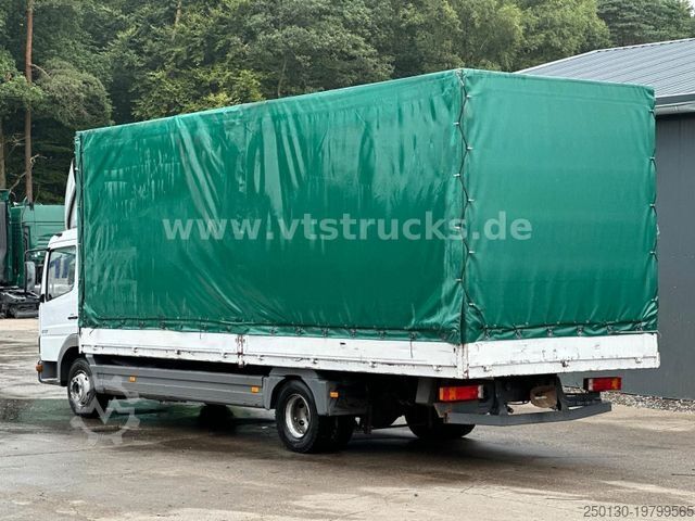 Schuifzeil bestelwagen MERCEDES-BENZ Atego 817 4x2 Pritsche+Plane 7,5 t.