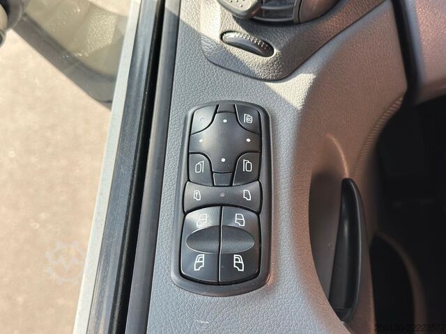 Standard SZM MERCEDES-BENZ MP3 1855 4x2BL Schausteller/Retarder/AHK*Slider