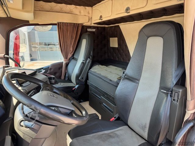 Γερανός τοποθετημένος σε φορτηγό VOLVO 8x2*6 Sawo tipper / Hiab X-DUO 102 E-2