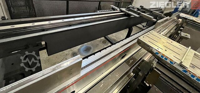 CNC-Abkantpresse Bystronic Xpert 250x4100