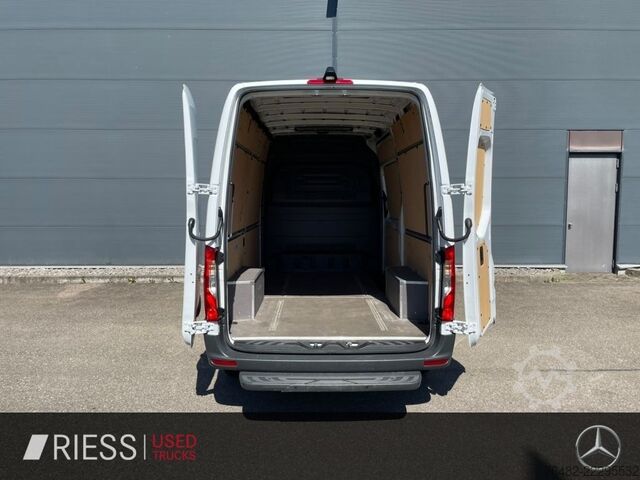উচ্চ ছাদের ভ্যান MERCEDES-BENZ Sprinter 317 CDI KA/PRO/L3H2/MAXI/4325/MBUX/NAVI