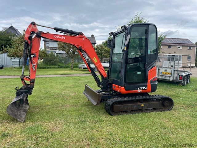 मिनी खुदाई करनेवाला Kubota KX027-4