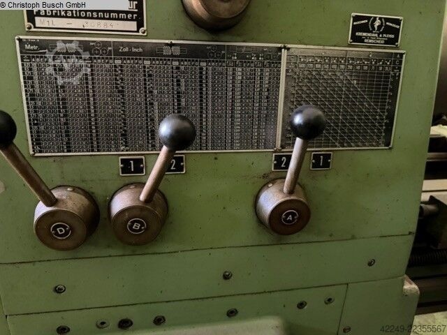 Torno-convencional-electrónico MEUSER M1L
