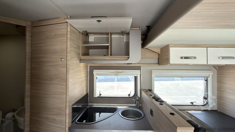 полуинтегриран кемпер Fiat Ducato Weinsberg Carasuite 2024 | Cambio automatico | 5 posti letto