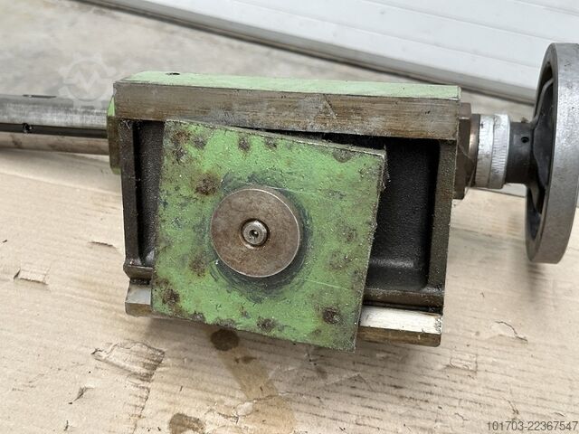 Luneta móvel para torno PINACHO Contrepointe pour tour PINACHO Hauteur de pointe 180 mm
