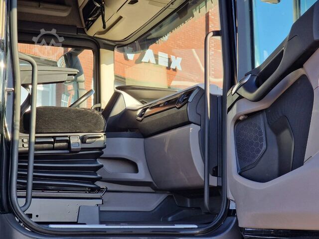 Standard-SZM Scania R650 V8 NGS Highline 6x4 - Manual gearbox with ...