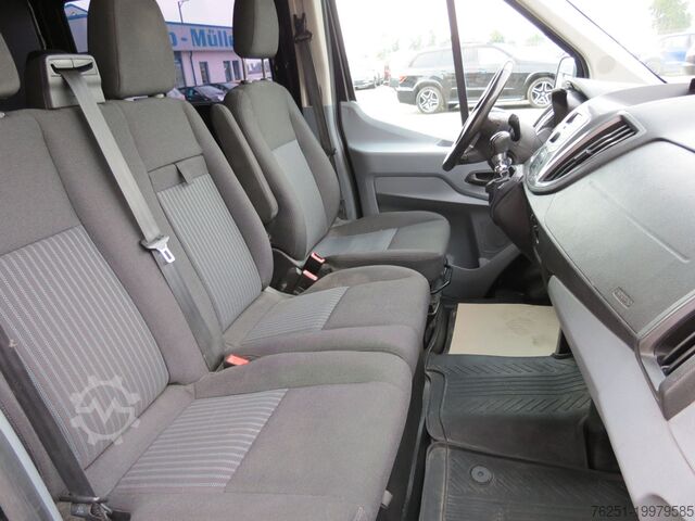 Tovornjak z zabojnikom Ford Transit Kasten 350 L3 Trend Mixto 6-Si.