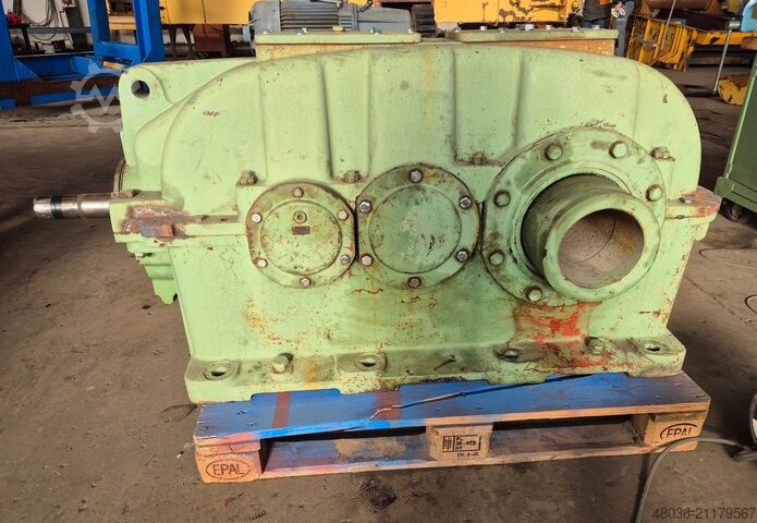 Aufsteck-Kegelstirnradgetriebe 3-stufig Flender KZA 360