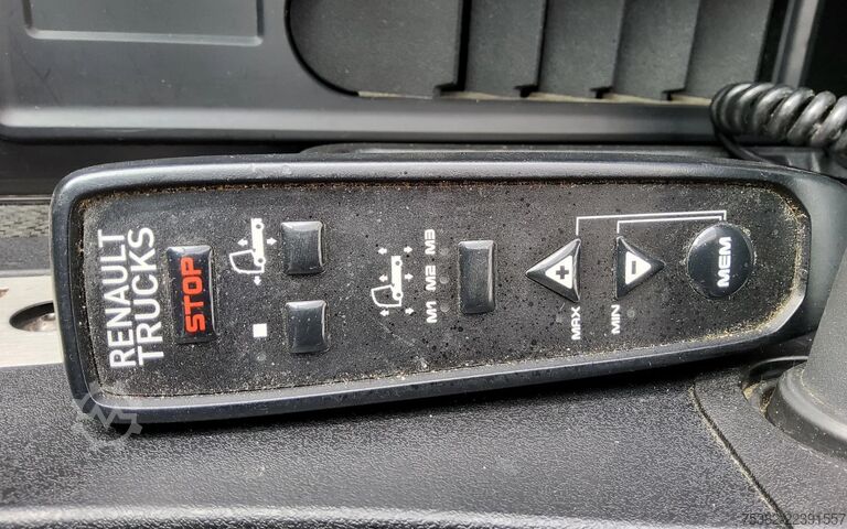 Volume SZM Renault T HIGH 480 4x2 - 35-BSG-3 - LOW DECK TREKKER - ...