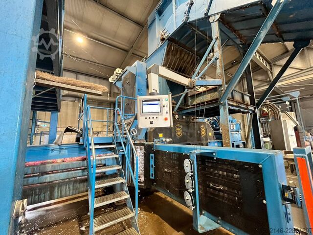 घास की गठरी बनाने की प्रेस BOA IMPRESS D130 (2012)