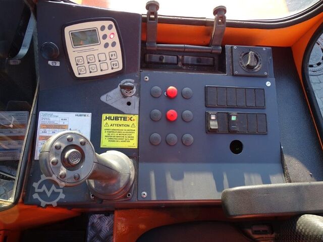 Bočni utovarivač sa četiri smjera Hubtex DQ80-G