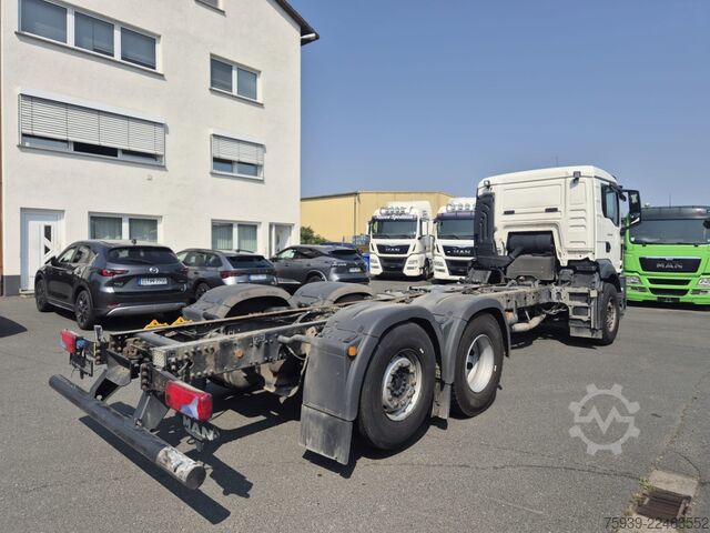 LKW-Fahrgestell MAN TGS 26.510 6x2