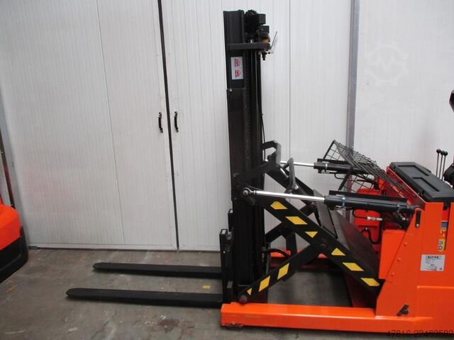 手动堆高车 BT RWE120
