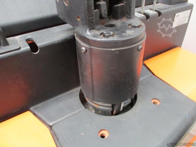 手动堆高车 BT RWE120