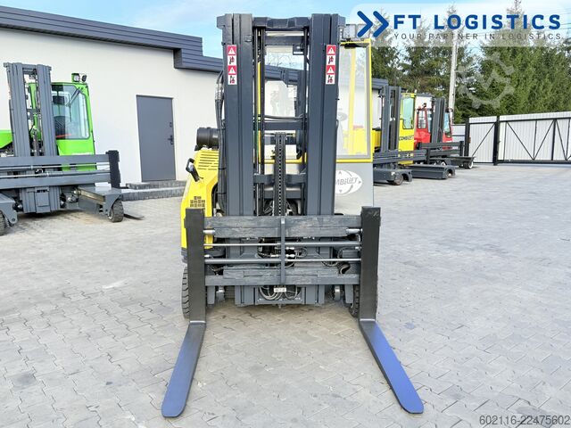 四向叉车 Combilift CB3000 GAS TRIPLEX 4900 FREE-LIFT